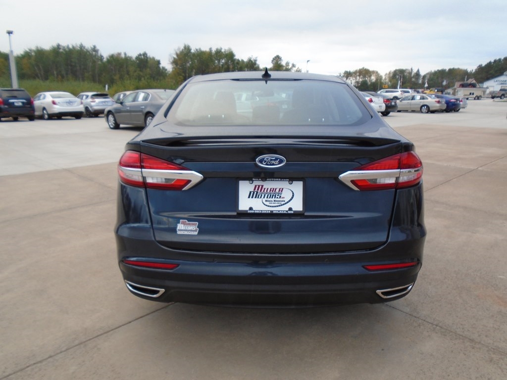 Ford Fusion Titanium AWD 2020