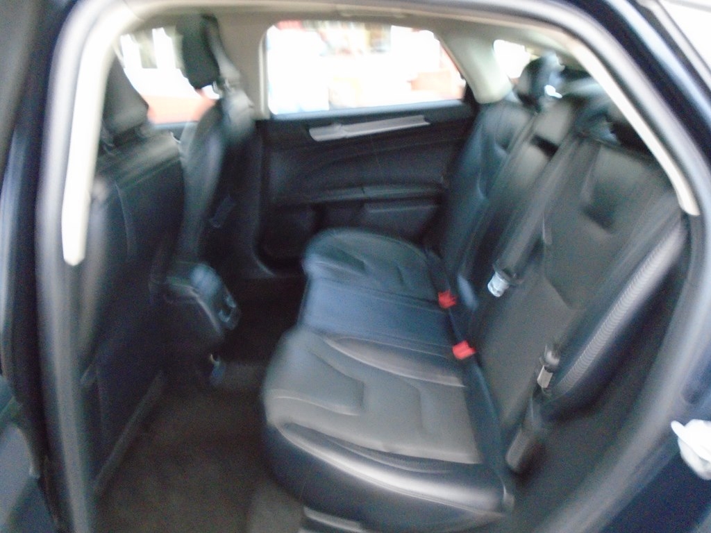 Ford Fusion Titanium AWD 2020