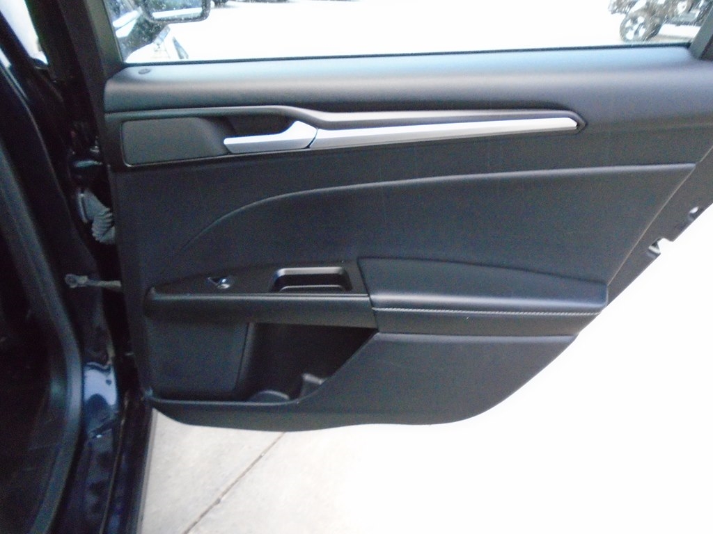 Ford Fusion Titanium AWD 2020