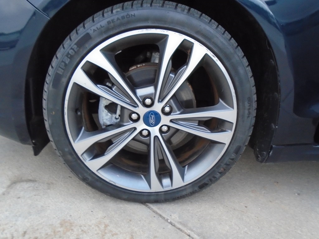 Ford Fusion Titanium AWD 2020