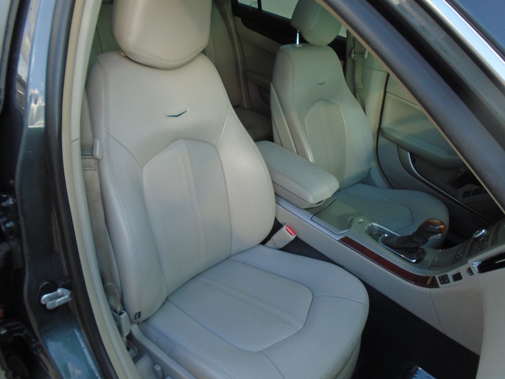 Cadillac CTS 3.6L Premium AWD w/Navi 2012