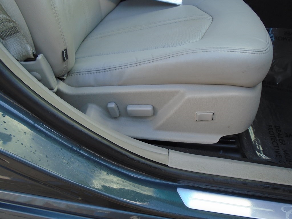 Cadillac CTS 3.6L Premium AWD w/Navi 2012