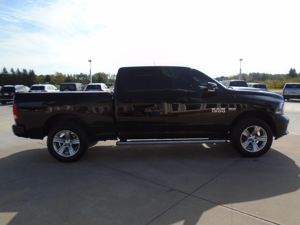 RAM 1500 Sport Crew Cab LWB 4WD 2014