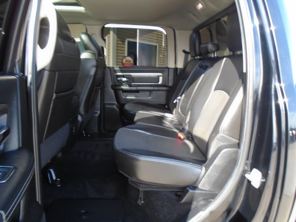 RAM 1500 Sport Crew Cab LWB 4WD 2014