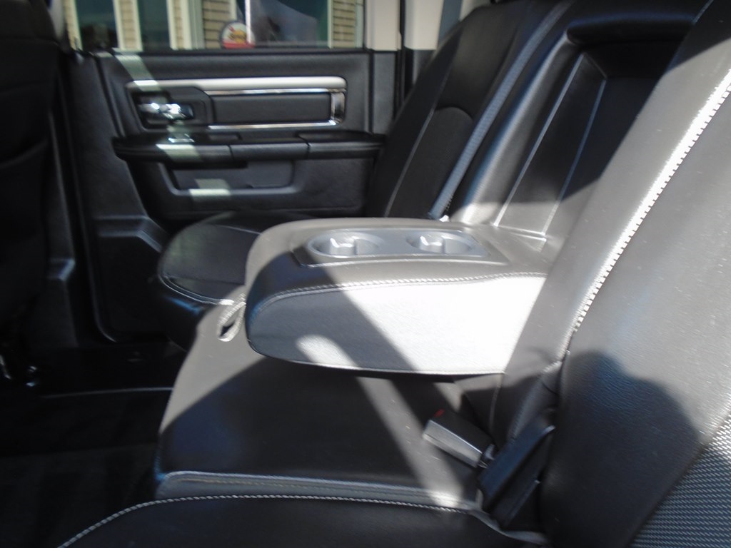 RAM 1500 Sport Crew Cab LWB 4WD 2014