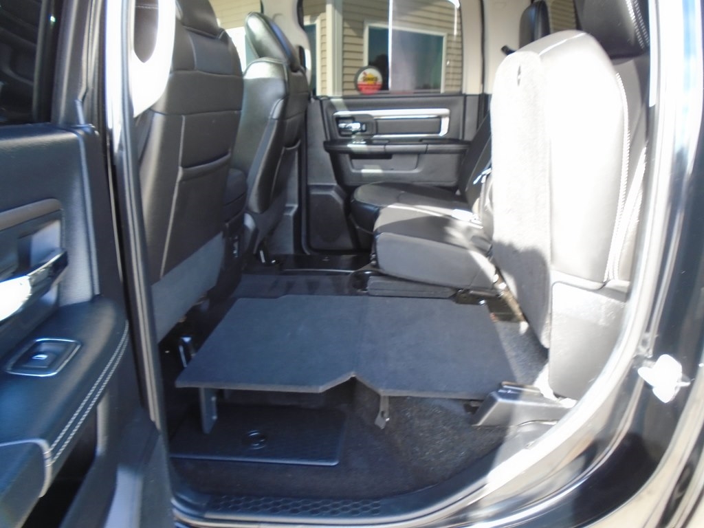RAM 1500 Sport Crew Cab LWB 4WD 2014