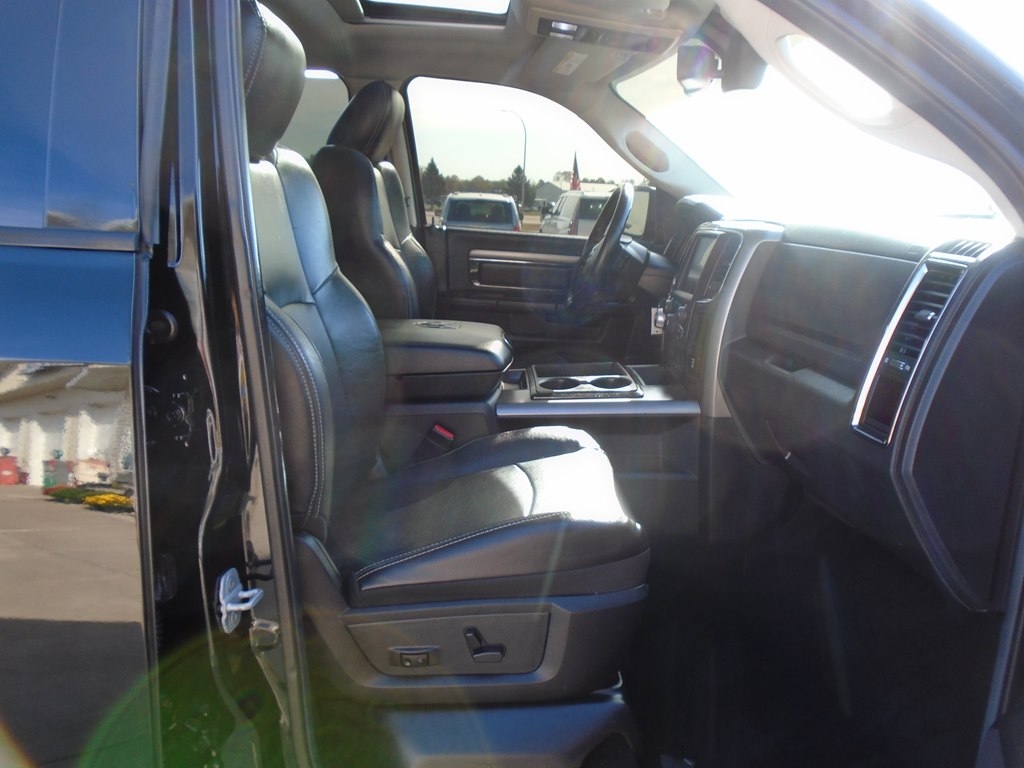 RAM 1500 Sport Crew Cab LWB 4WD 2014