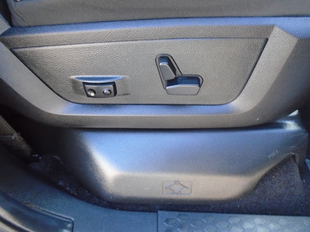 RAM 1500 Sport Crew Cab LWB 4WD 2014