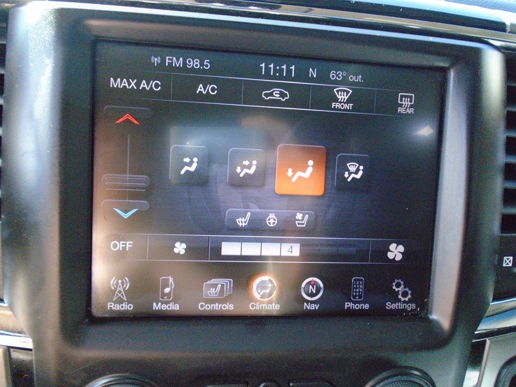 RAM 1500 Sport Crew Cab LWB 4WD 2014