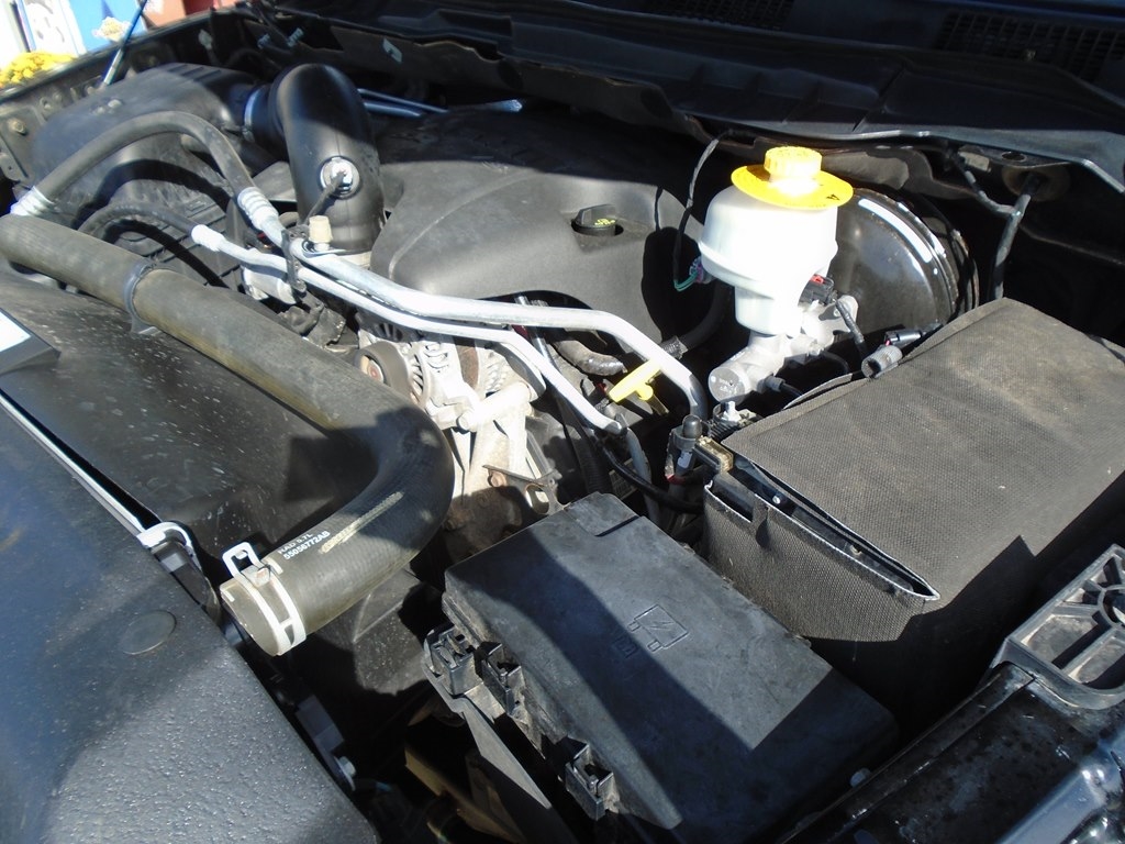 RAM 1500 Sport Crew Cab LWB 4WD 2014