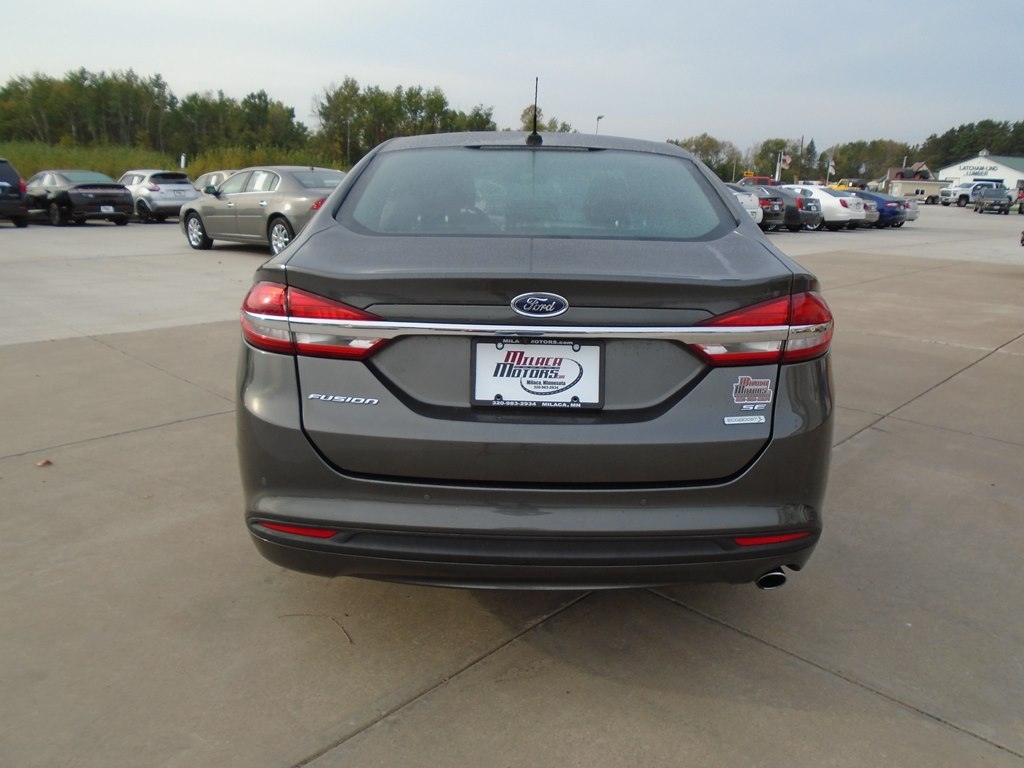 Ford Fusion SE 2017