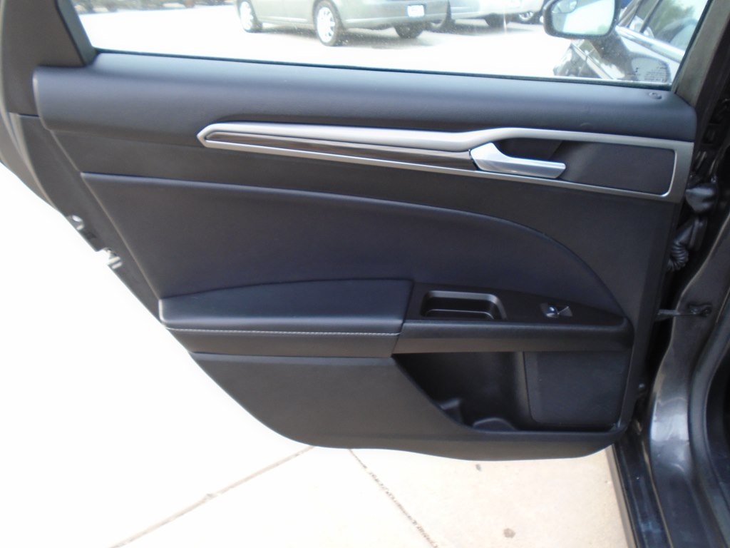 Ford Fusion SE 2017