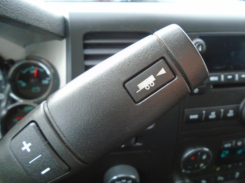GMC Sierra 1500 SLE Crew Cab 4WD 2012