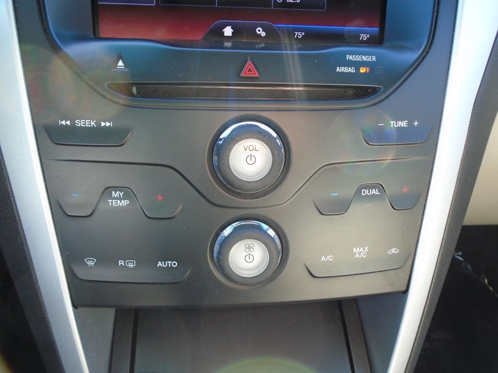 Ford Explorer XLT 4WD 2015
