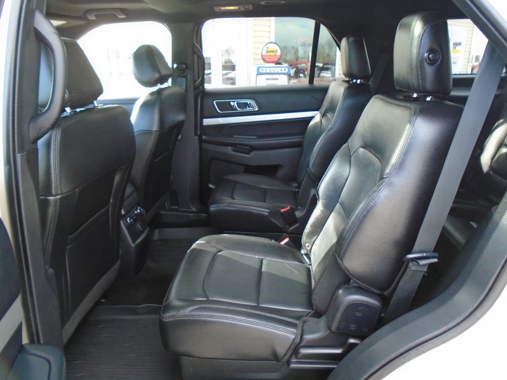 Ford Explorer XLT 4WD 2017