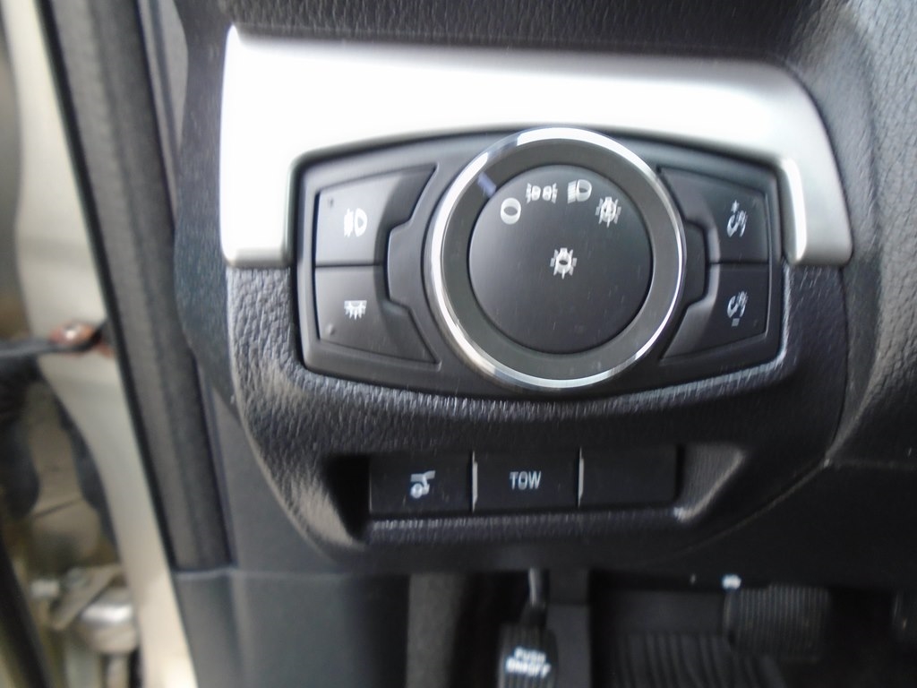 Ford Explorer XLT 4WD 2017