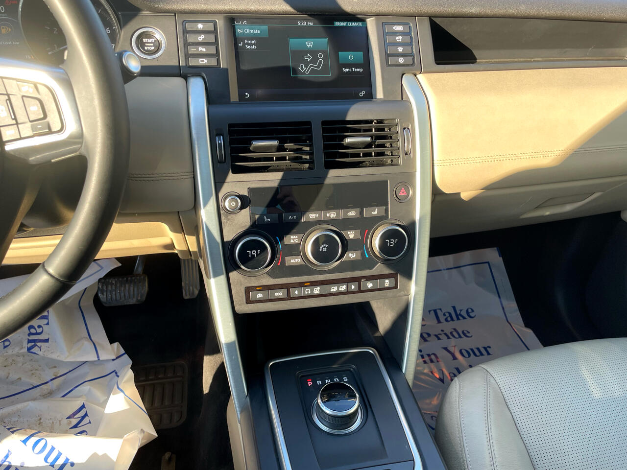 Land Rover Discovery Sport HSE 2017 Land Rover Discovery Sport HSE 2017