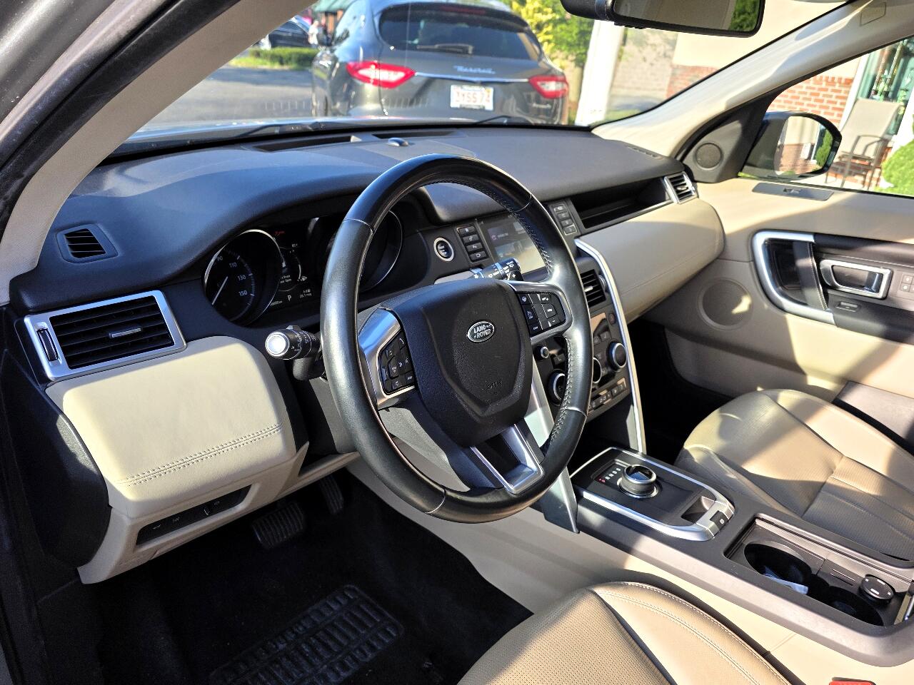 Land Rover Discovery Sport HSE 2017 Land Rover Discovery Sport HSE 2017