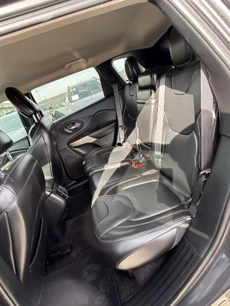 Jeep Cherokee Limited FWD 2018