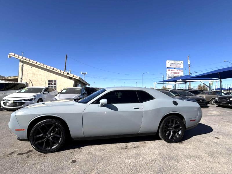 Dodge Challenger SXT 2021