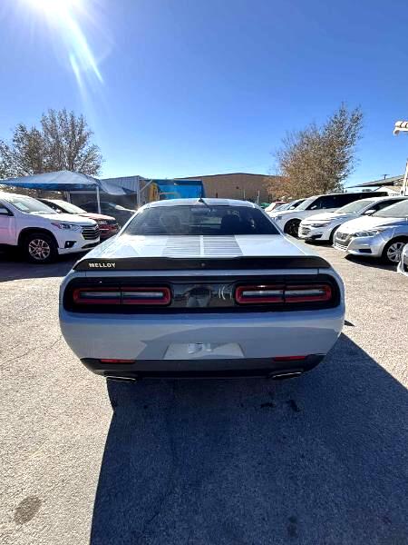 Dodge Challenger SXT 2021