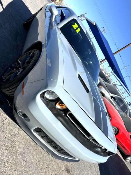Dodge Challenger SXT 2021