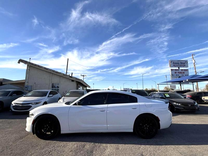Dodge Charger SE 2016