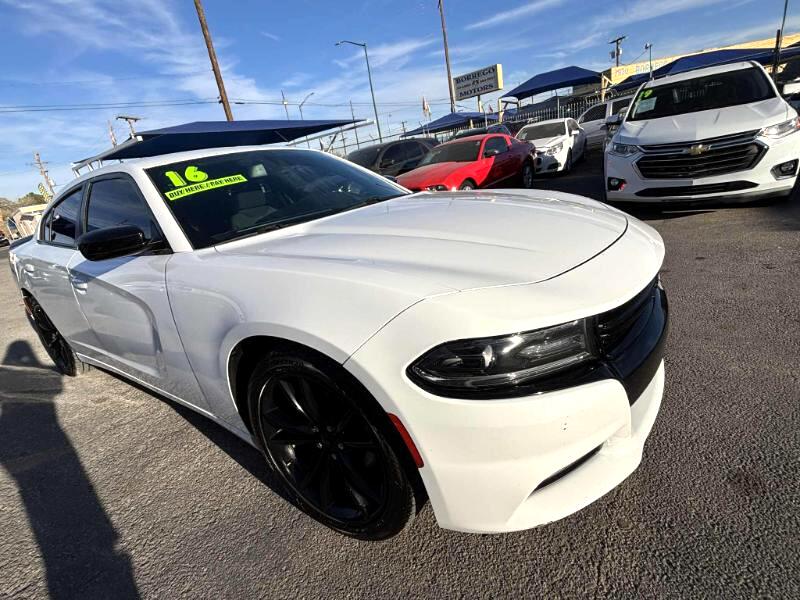 Dodge Charger SE 2016