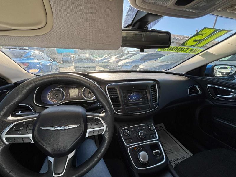 Chrysler 200 Limited 2015