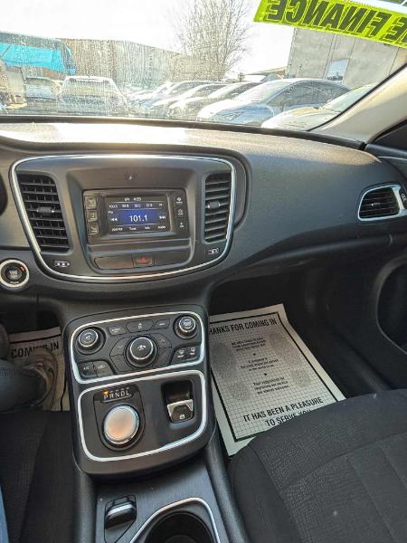 Chrysler 200 Limited 2015