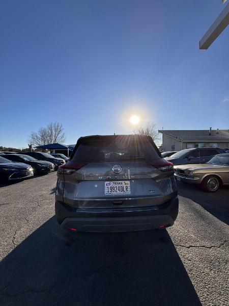 Nissan Rogue SV 2021