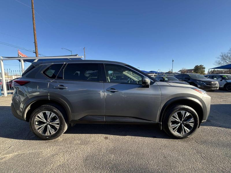 Nissan Rogue SV 2021