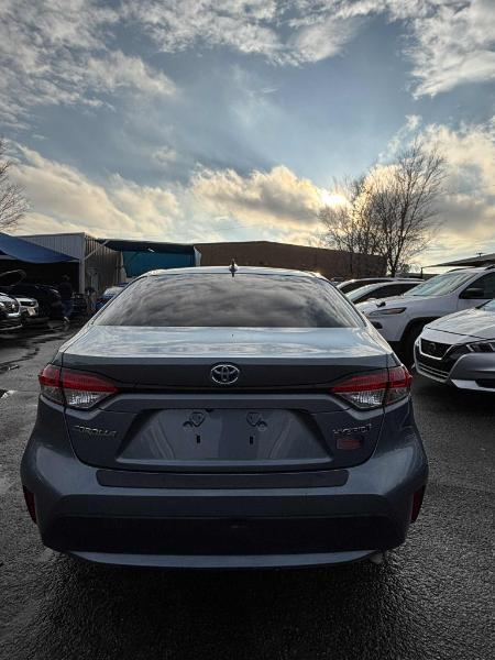 Toyota Corolla LE Hybrid 2021