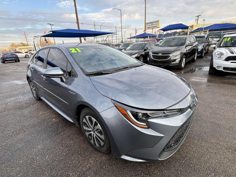 Toyota Corolla LE Hybrid 2021