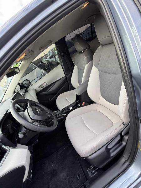 Toyota Corolla LE Hybrid 2021