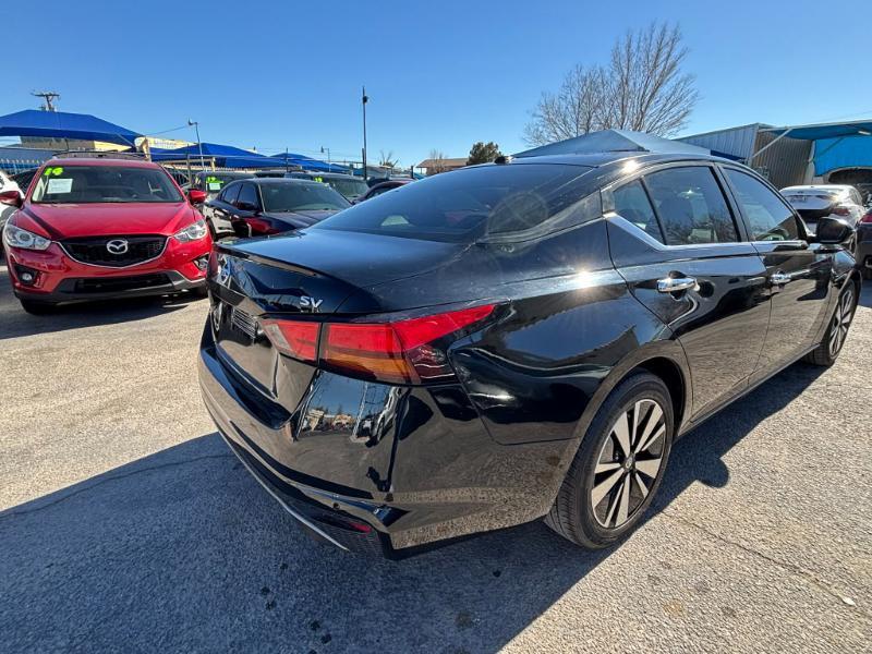 Nissan Altima 2.5 SV 2022