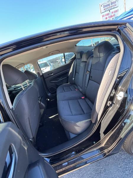 Nissan Altima 2.5 SV 2022