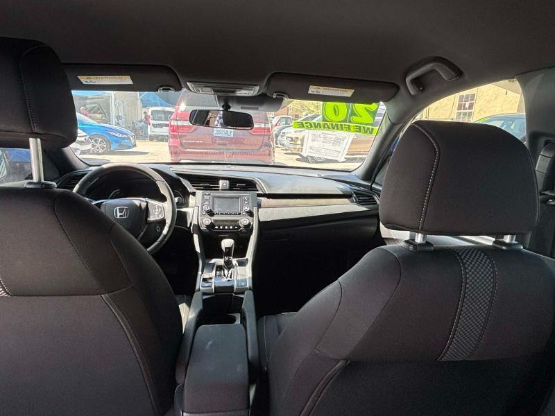 Honda Civic LX CVT 2020