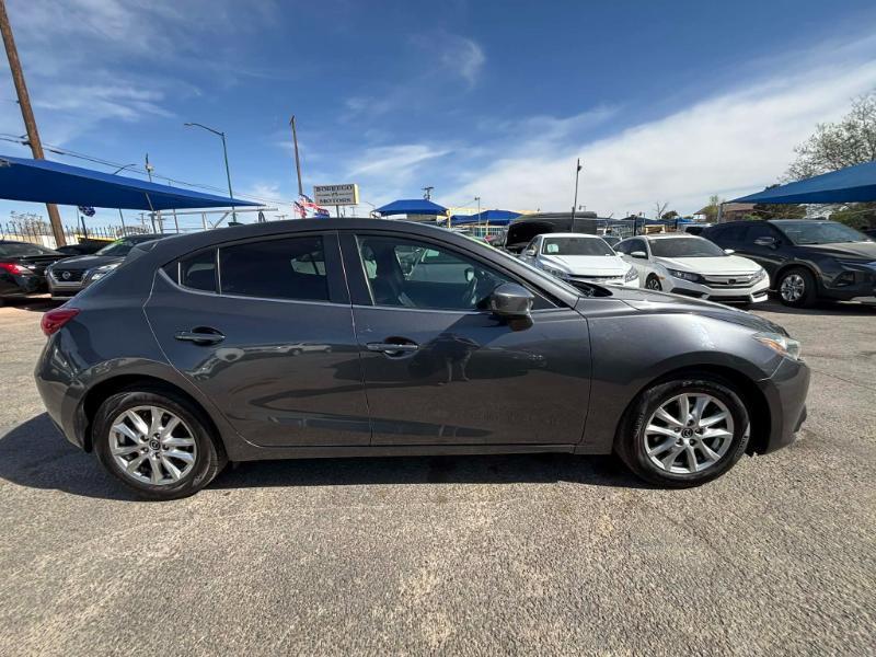 Mazda MAZDA3 i Grand Touring AT 5-Door 2016