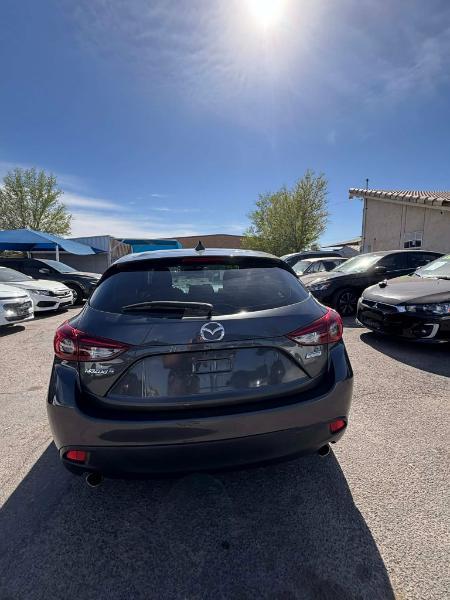 Mazda MAZDA3 i Grand Touring AT 5-Door 2016