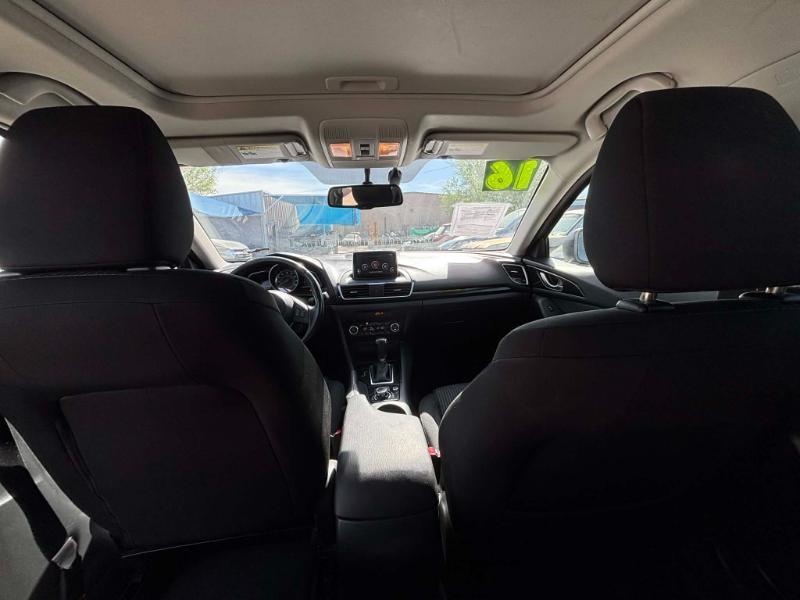 Mazda MAZDA3 i Grand Touring AT 5-Door 2016