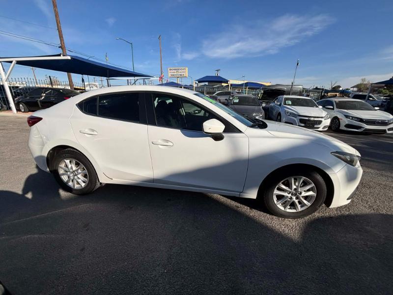 Mazda MAZDA3 i Sport AT 4-Door 2016