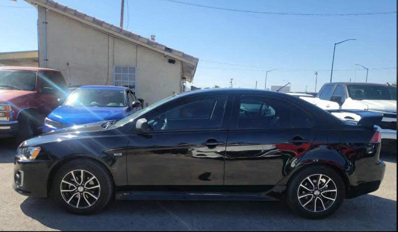 Mitsubishi Lancer ES 5M 2017