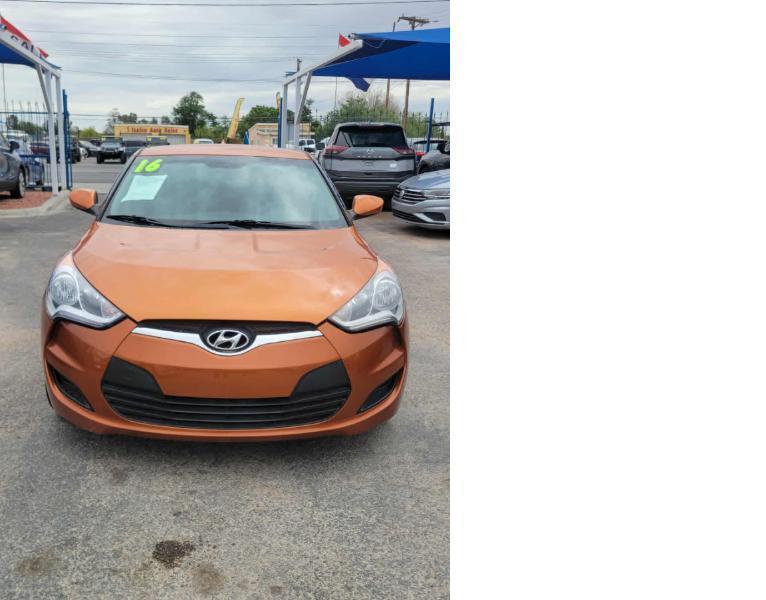 Hyundai Veloster Base 6MT 2016