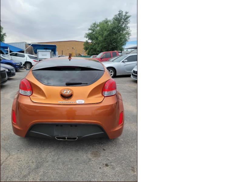 Hyundai Veloster Base 6MT 2016