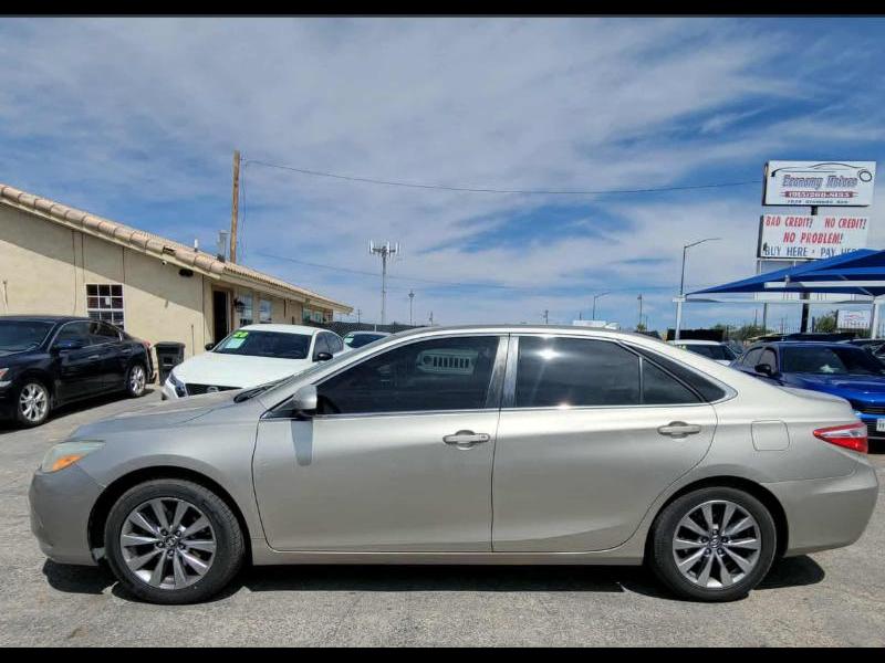 2017 Toyota Camry SE