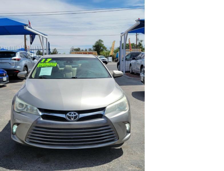 Toyota Camry SE 2017