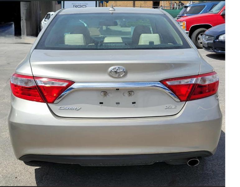 Toyota Camry SE 2017