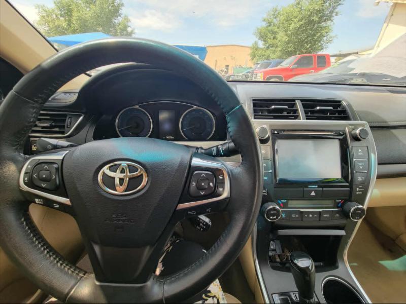 Toyota Camry SE 2017