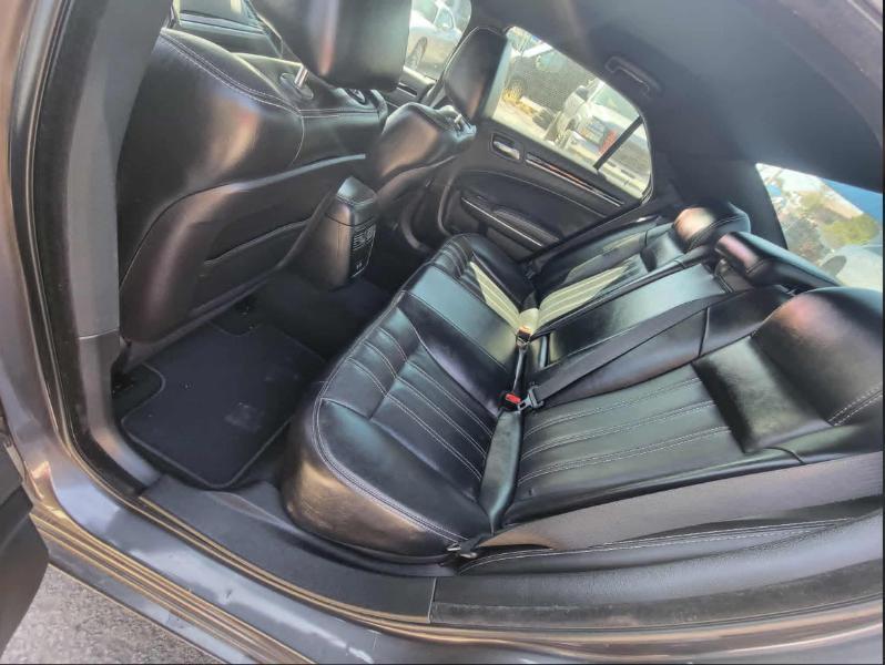 Chrysler 300 S V6 RWD 2019